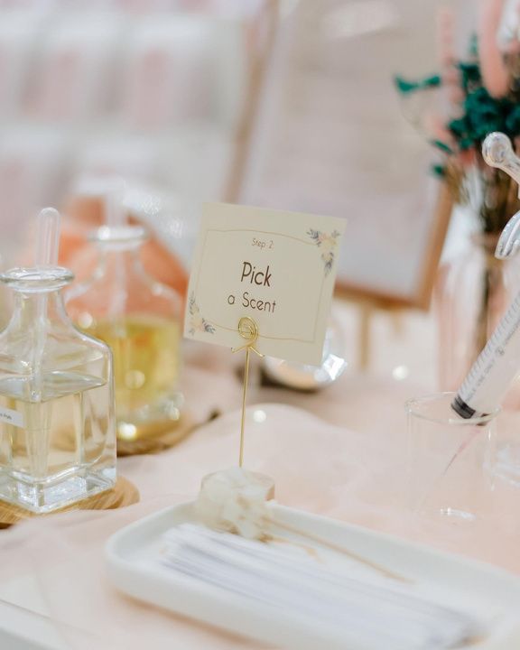 Personalised wedding perfume sprays